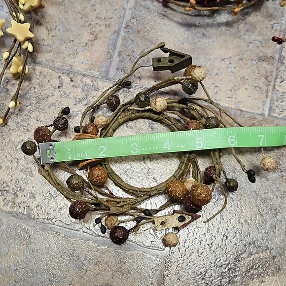 Primitive Country Cabin Pip Berry Candle Ring Wreaths BNWT - Picture 6 of 6